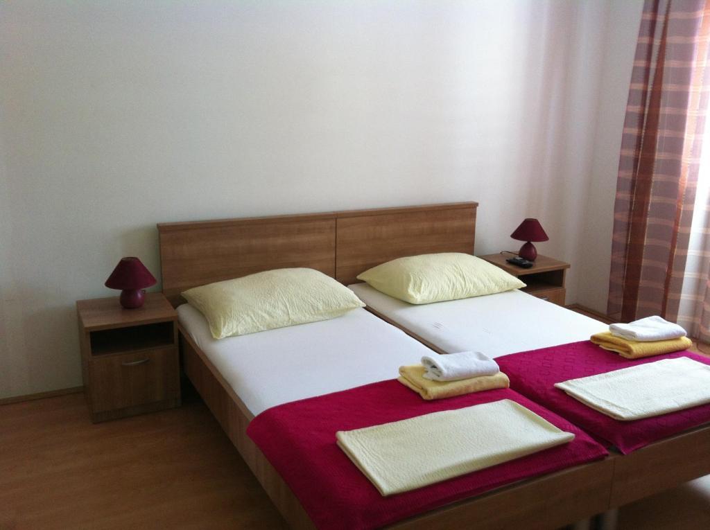 Apartments Husanovic Mokošica Quarto foto